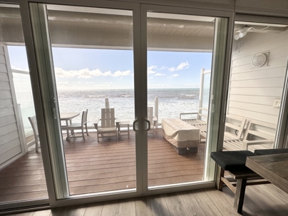 Retractable Screen Doors in Orange County, California