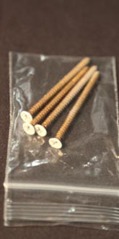 Decolumn screw dealer packet Photo